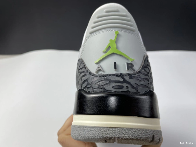 Air 136064-006 Retro Chlorophyll 3 Jordan 0520